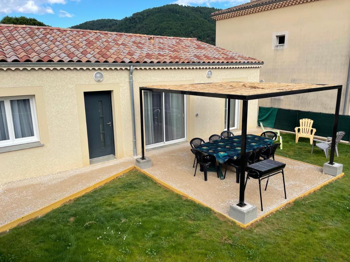 Gite La Dolce Vita Les Ollieres-sur-Eyrieux Bagian luar foto