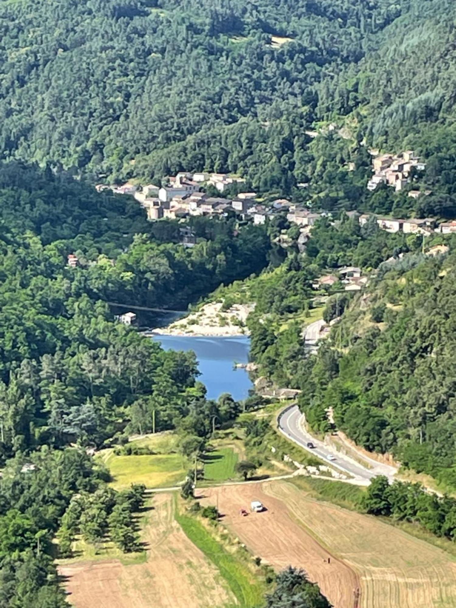 Gite La Dolce Vita Les Ollieres-sur-Eyrieux Bagian luar foto